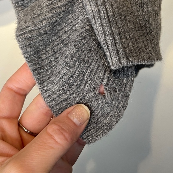 See By Chloé Ruffle Sleeve Virgin Wool Sweater Sz 6 Grey - Picture 10 of 12